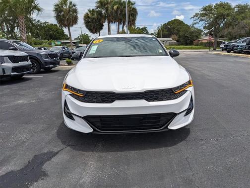 2023 Kia K5 GT-Line