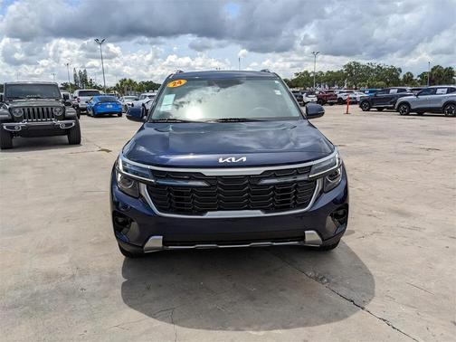 2024 Kia Seltos EX