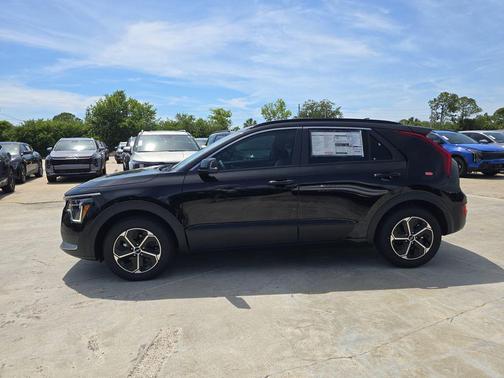 Aurora Black Pearl 2026 Kia Niro EX