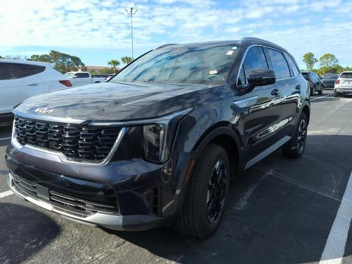2025 Kia Sorento S