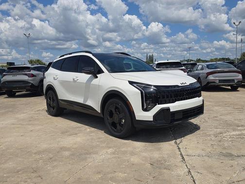 Snow White Pearl 2026 Kia Sportage Hybrid X-Line