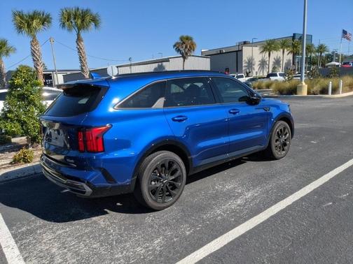 2023 Kia Sorento SX