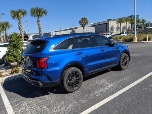 2023 Kia Sorento SX