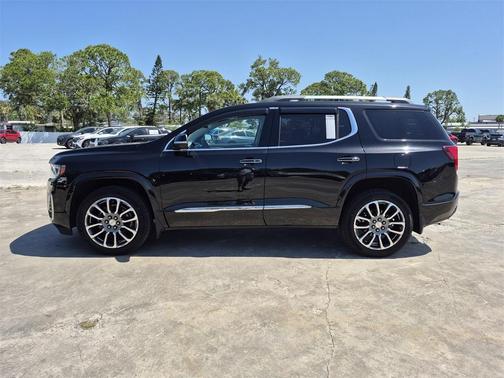 2021 GMC Acadia Denali