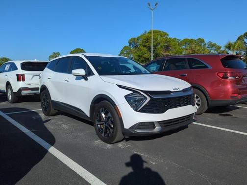 2024 Kia Sportage EX