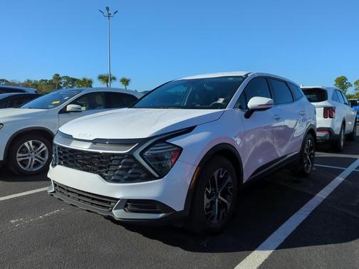 2024 Kia Sportage EX