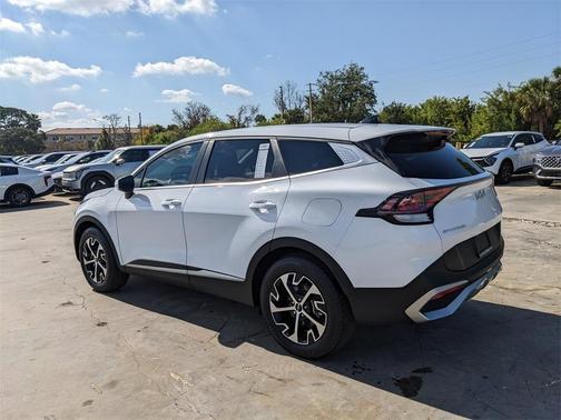 2024 Kia Sportage EX