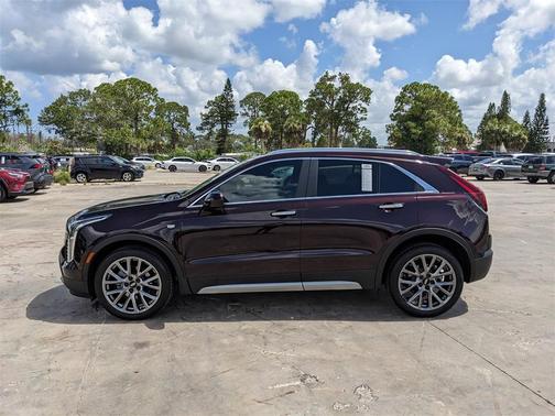 2020 Cadillac XT4 Premium Luxury