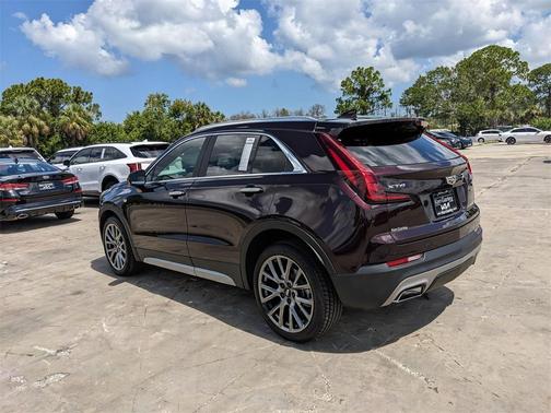2020 Cadillac XT4 Premium Luxury