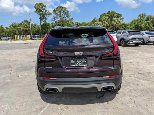 2020 Cadillac XT4 Premium Luxury