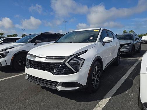 2024 Kia Sportage EX