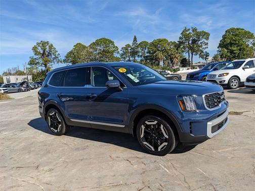 2025 Kia Telluride S