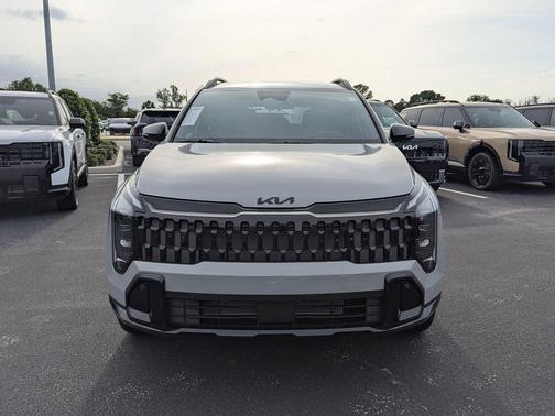 Wolf Gray 2026 Kia Sportage X-Line