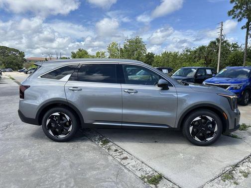 Steel Gray 2026 Kia Sorento Hybrid EX