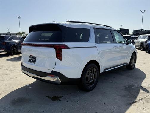 2026 Kia Carnival Hybrid SX