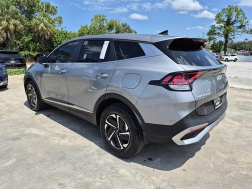2023 Kia Sportage Hybrid LX
