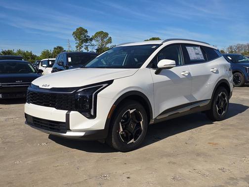 Snow White Pearl 2026 Kia Sportage Hybrid EX