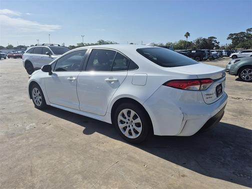 2023 Toyota Corolla Hybrid LE