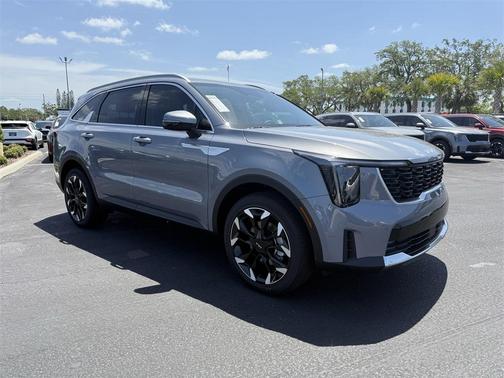 2025 Kia Sorento EX