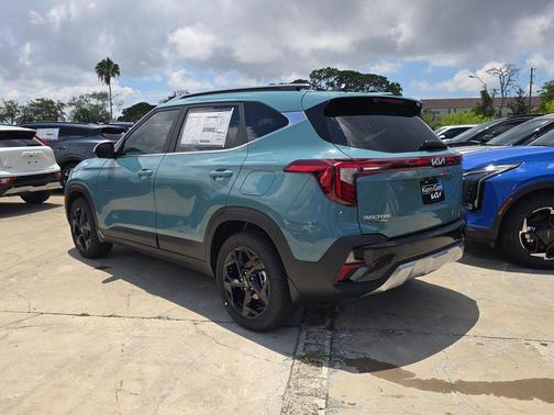 Blue 2026 Kia Seltos EX