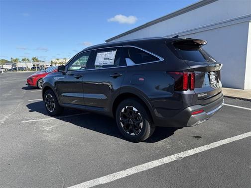2025 Kia Sorento S