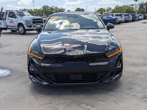 Ebony Black 2022 Kia K5 GT