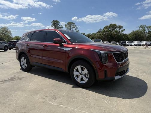 2025 Kia Sorento LX