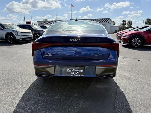 2025 Kia K5 EX