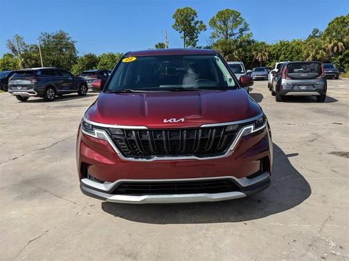 2023 Kia Carnival LX