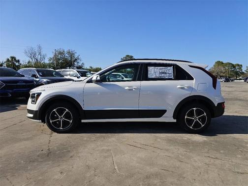 2025 Kia Niro EX