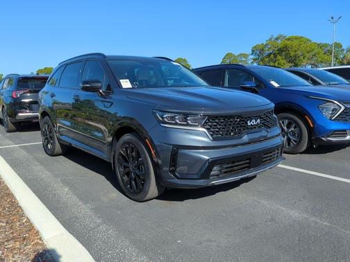 Gravity Gray 2023 Kia Sorento SX