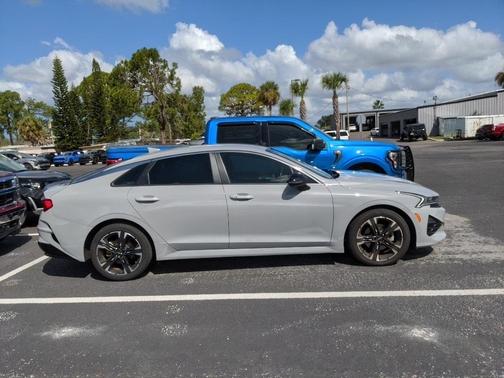 2023 Kia K5 GT-Line