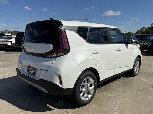 2025 Kia Soul LX