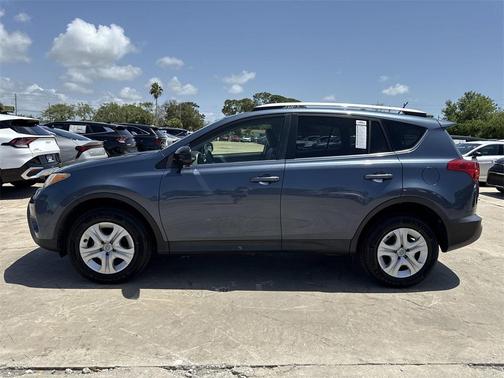 2014 Toyota RAV4 LE