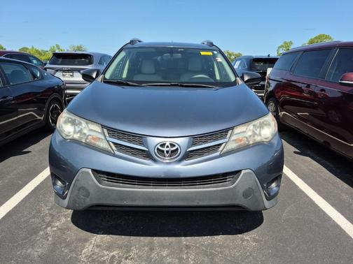 2014 Toyota RAV4 LE