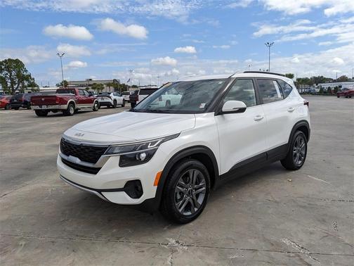 2022 Kia Seltos S