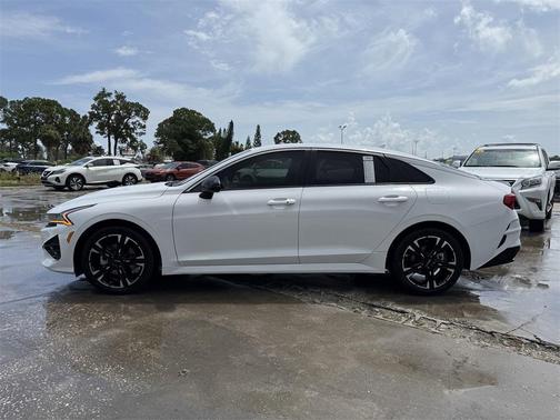 2024 Kia K5 GT-Line