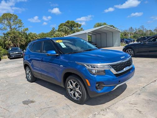 Neptune Blue 2022 Kia Seltos EX