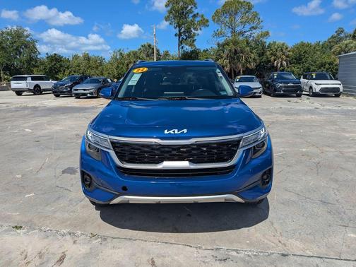 Neptune Blue 2022 Kia Seltos EX