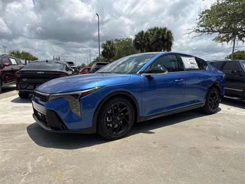 2025 Kia K4 GT-Line Turbo