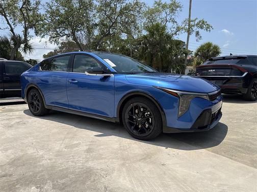 2025 Kia K4 GT-Line Turbo
