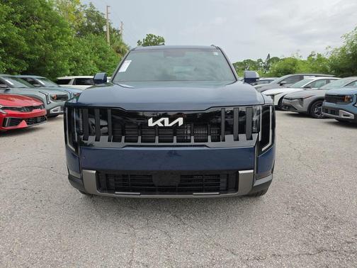 Blue 2027 Kia Telluride S