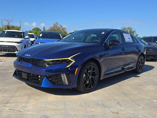 2026 Kia K5 GT-Line