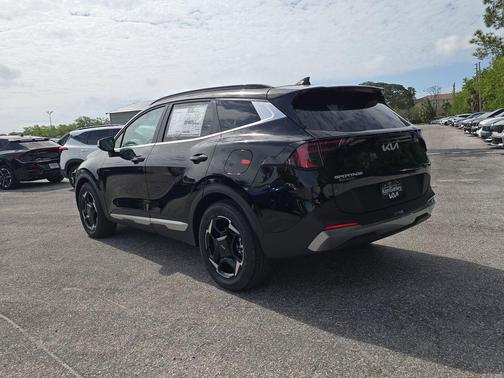 Ebony Black 2026 Kia Sportage EX