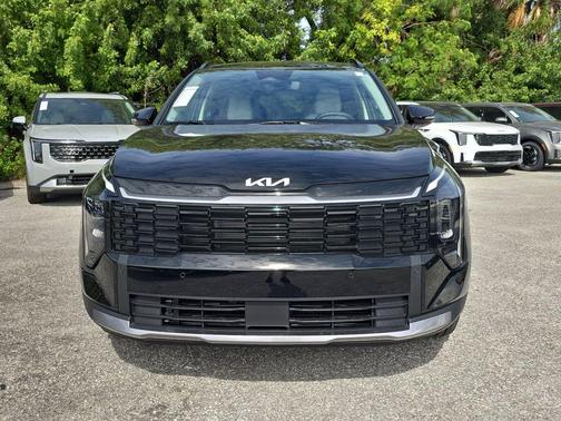 Ebony Black 2026 Kia Sportage EX