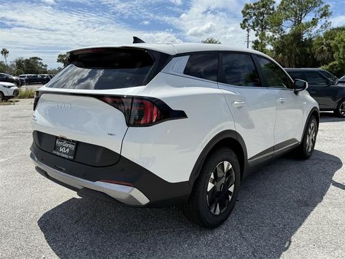 2026 Kia Sportage Hybrid LX