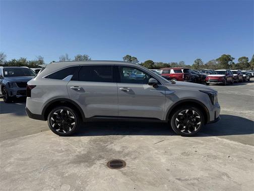 2025 Kia Sorento EX