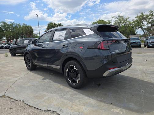 Gravity Gray 2026 Kia Sportage Hybrid EX