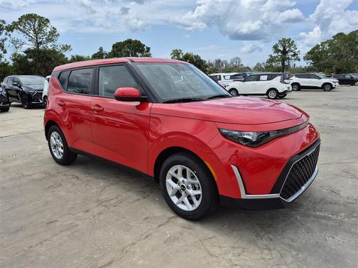 2025 Kia Soul LX