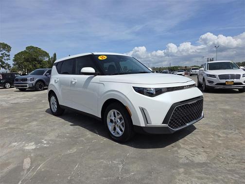 2025 Kia Soul LX
